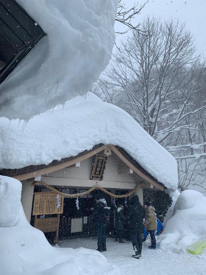 宿屋白金家 Yadoya-Shiroganeya 1日1組限定2名から8名様まで 全館貸切り 伝統的建造物の旅籠宿 Traditional Culture Experience Nagano Exterior photo